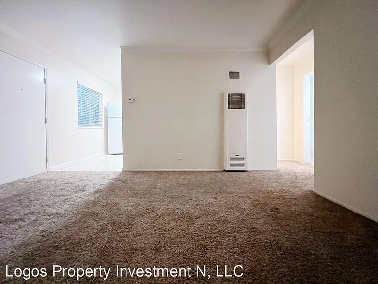 Vernon Apartments — Photo 9
