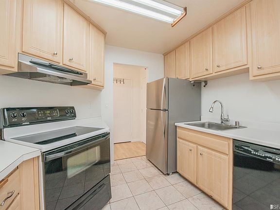 4th image of 1551 Southgate Ave APT 274