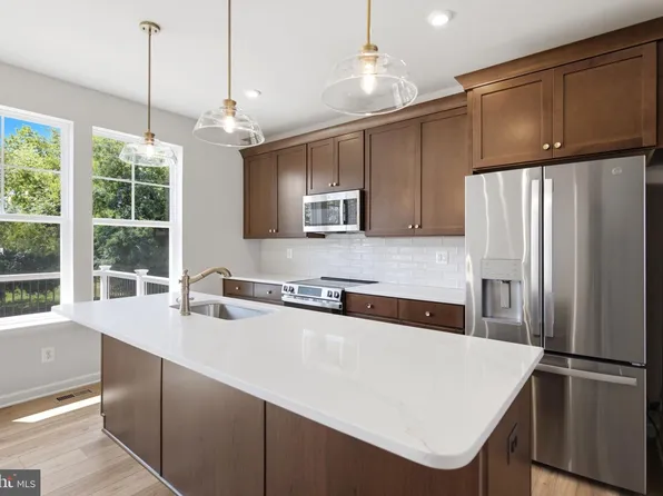 229 Monteith Dr, Winchester, VA 22601