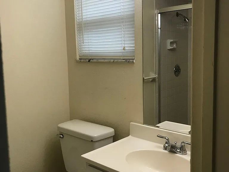 748 Barber Cir — Photo 7