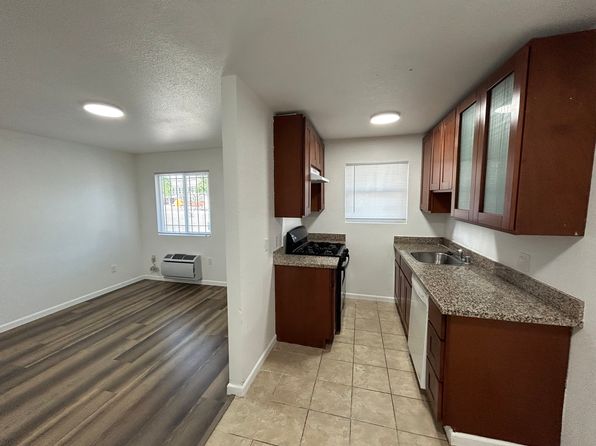 600 Las Palmas Ave #7