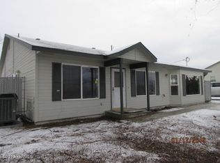 499 Buffalo Rd, Selah, WA 98942