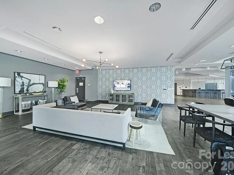 210 N Church St #1002 — Photo 38