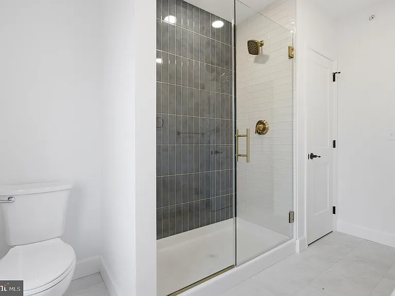 100 W Front St #2B — Photo 9