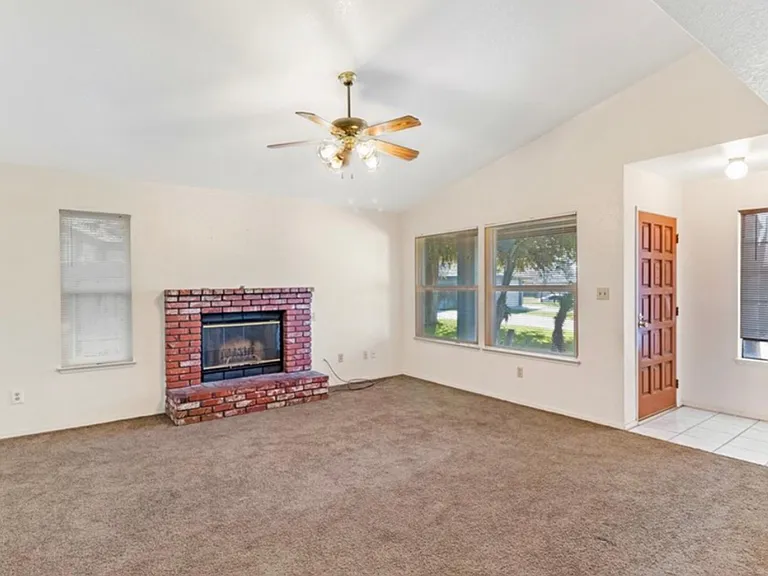 13228 Lynett Ct — Photo 2