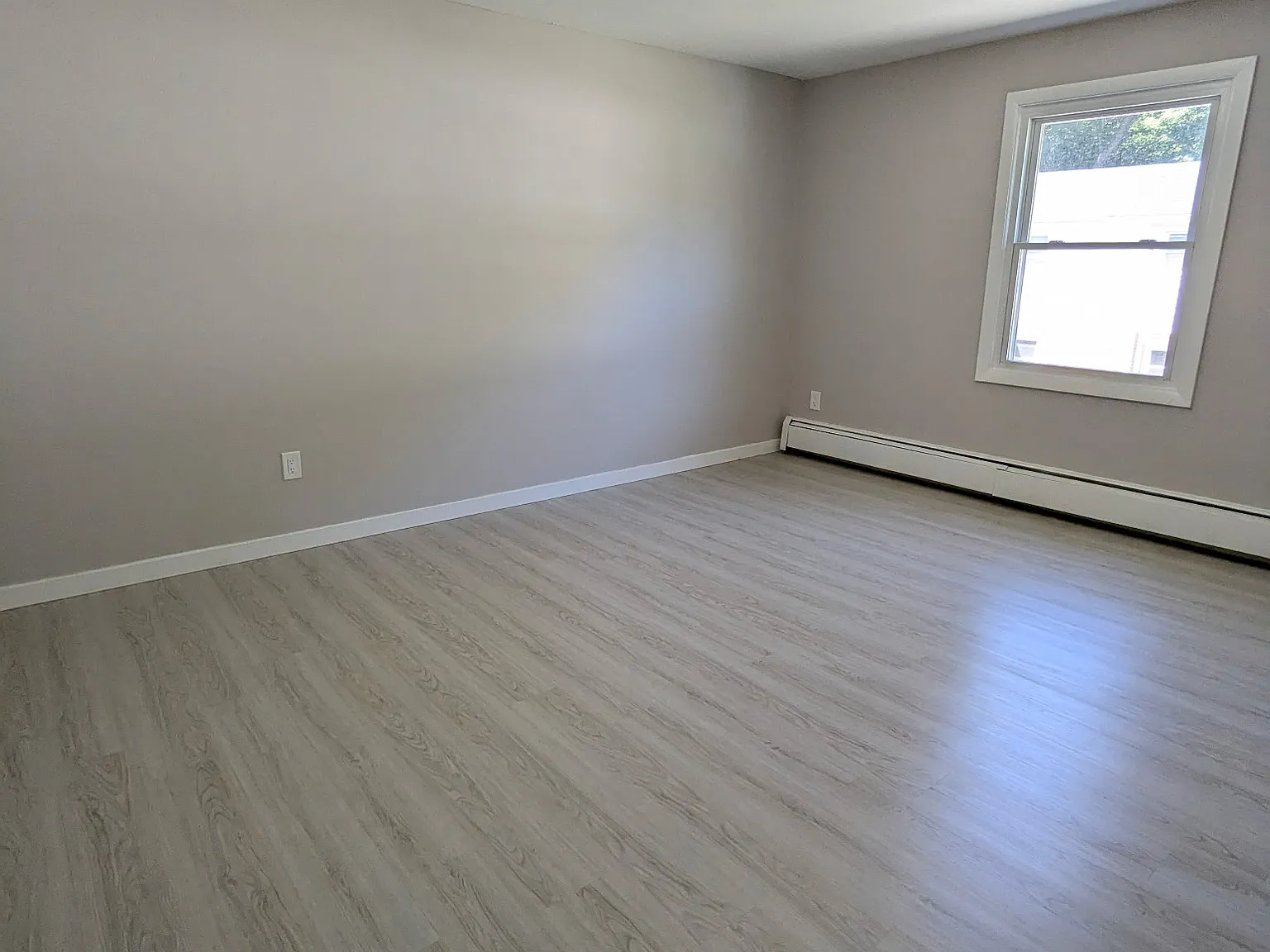 2 bed, $1,625 — Photo 3