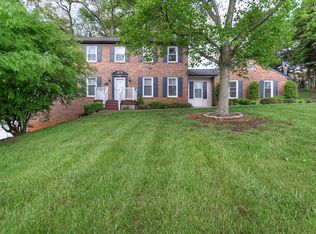 202 Deer Ridge Ct, Kingsport, TN 37663