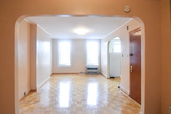 Rented by The Agency | media 14