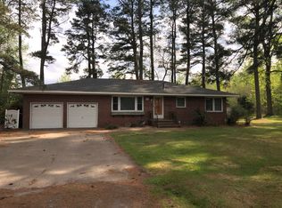 2880 Flag Rd, Chesapeake, VA 23323