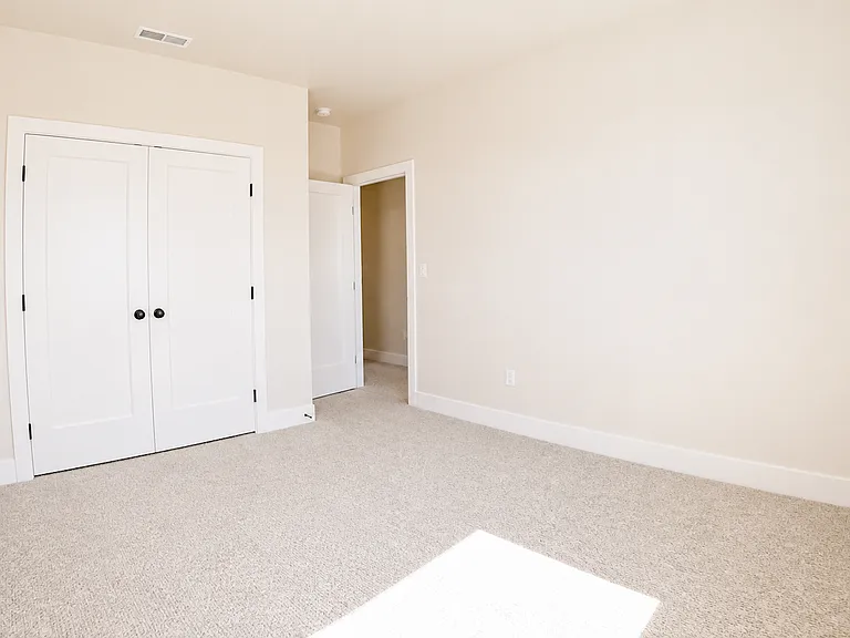 5608 S Rosalia Way — Photo 21