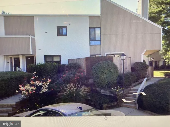 1710 Oakwood Ter APT 5B, Penn Valley, PA 19072