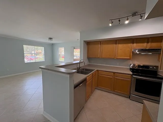 1135 Villagio Cir — Photo 4