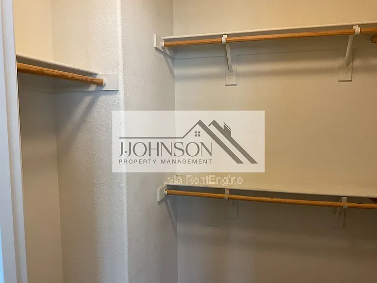 26 S Hidalgo St — Photo 9