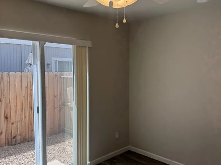 7833 Jacqueline Way — Photo 17