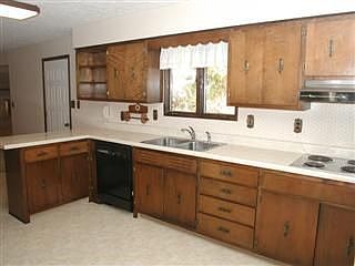 4th image of 2275 E Bethel Ln