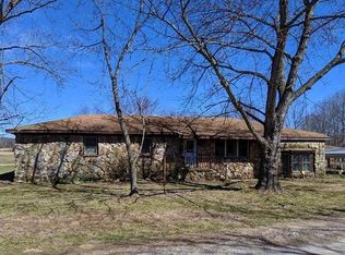 1108 Jason Dr, Willow Springs, MO 65793