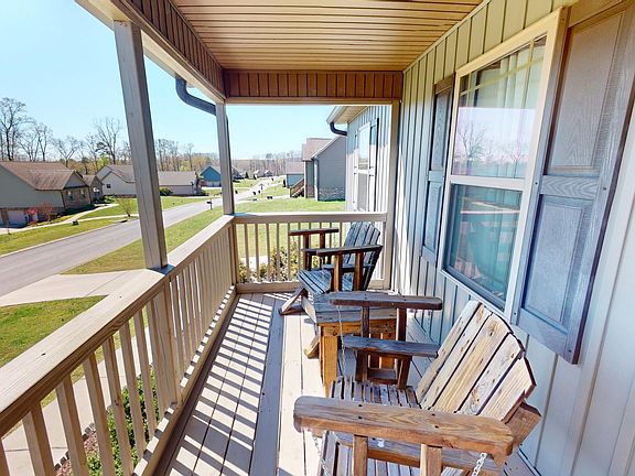 3rd image of 112 Briar Meadow Trl SE