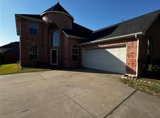 4800 Kingfisher Ln, Mesquite, TX 75181