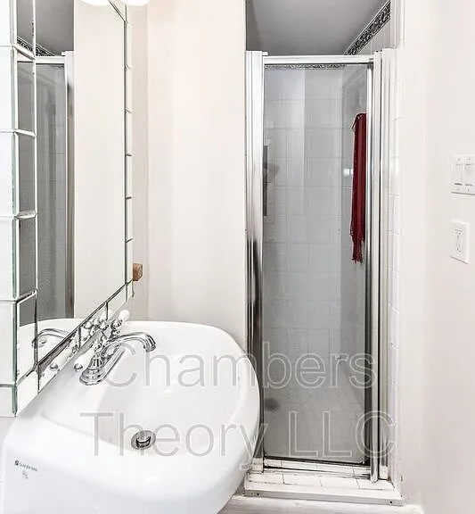 2112 Military Rd — Photo 5