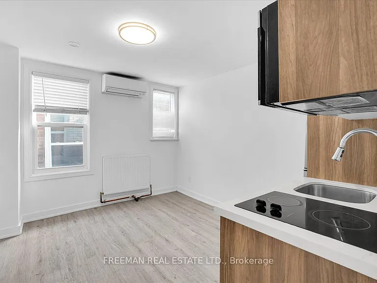 15 Thorburn Ave #204 — Photo 9