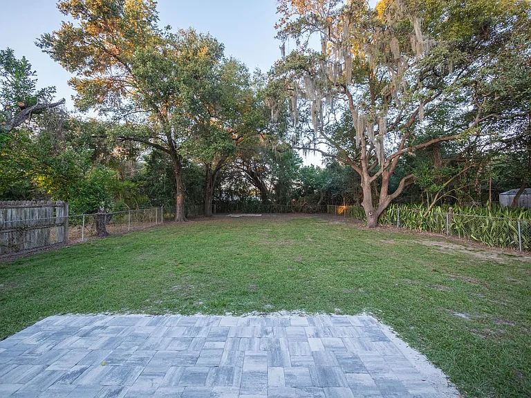 1512 E Fern Rd — Photo 6