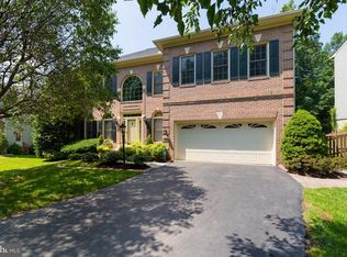 7211 Hansford Ct, Springfield, VA 22151