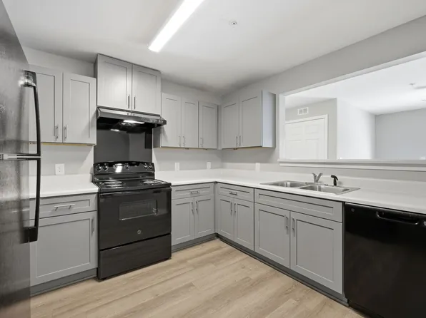 Riverstone Crossing, 4015 N Herritage St #4009-2D, Kinston, NC 28501