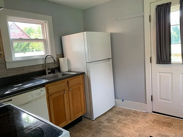 3 bed, 1.5 bath, 1512 sqft, $1,550 — Photo 4