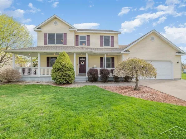 11189 Garden Rdg, Freeland, MI 48623