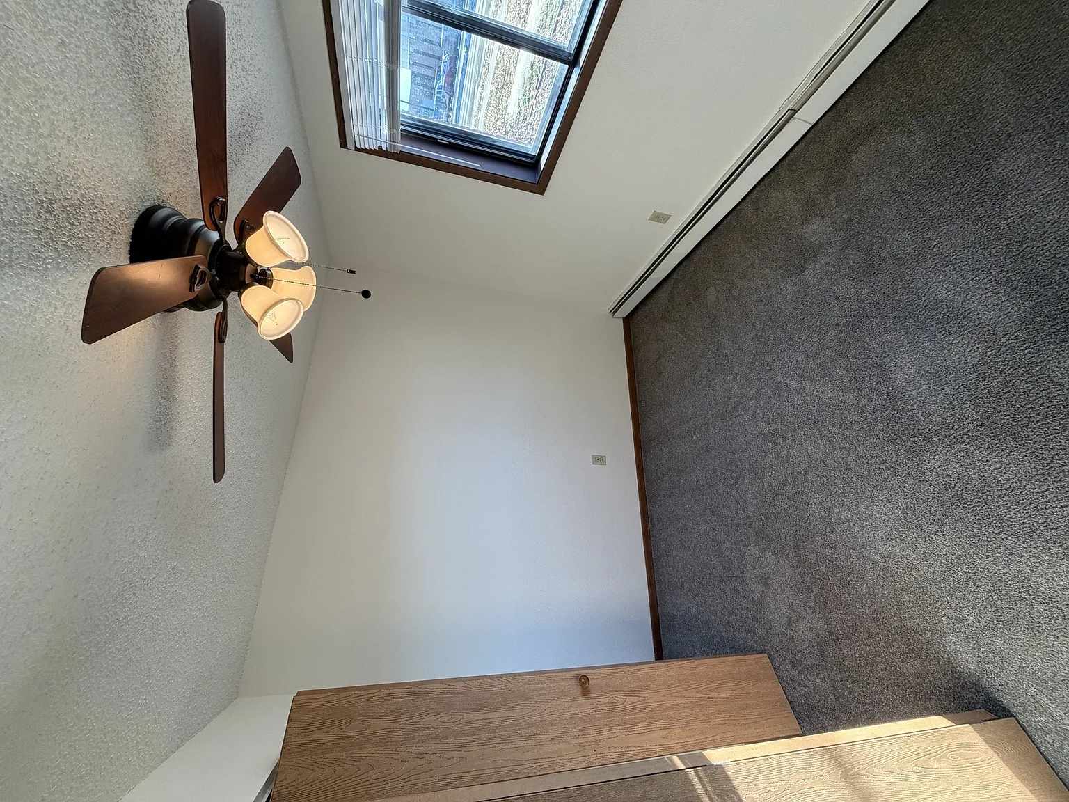 Kirkwood Manor Apartments — Photo 3