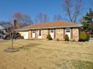 4235 W Mount Vernon St, Springfield, MO 65802