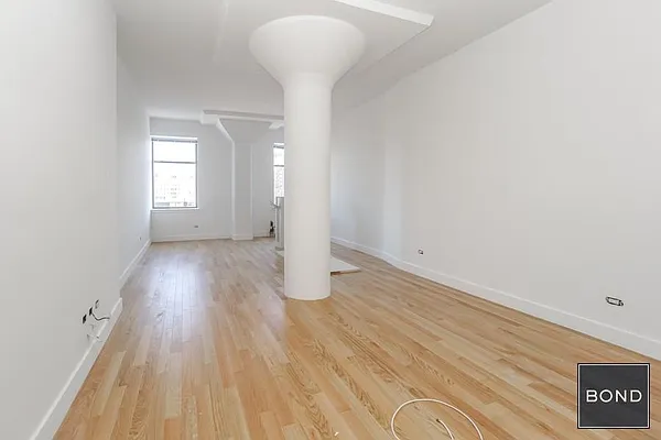 Rented by Bond New York | media 1