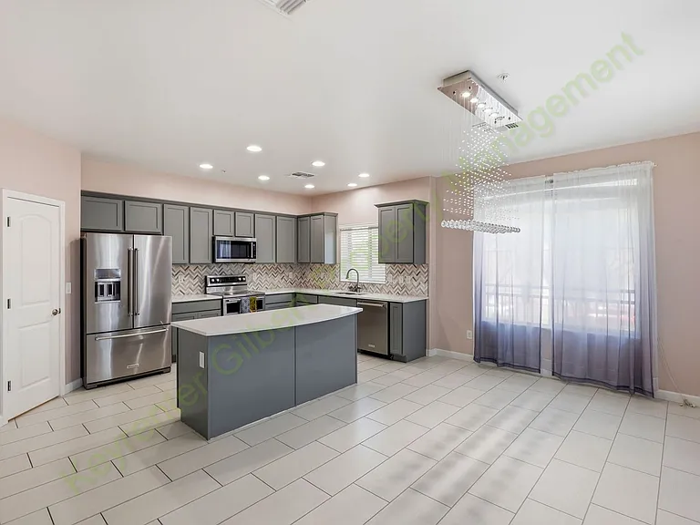240 W Juniper Ave #1150 — Photo 7
