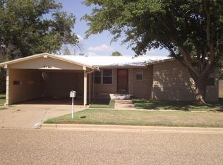 912 W 7th St, Post, TX 79356