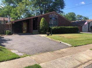 37 Boulevard E, Keyport, NJ 07735