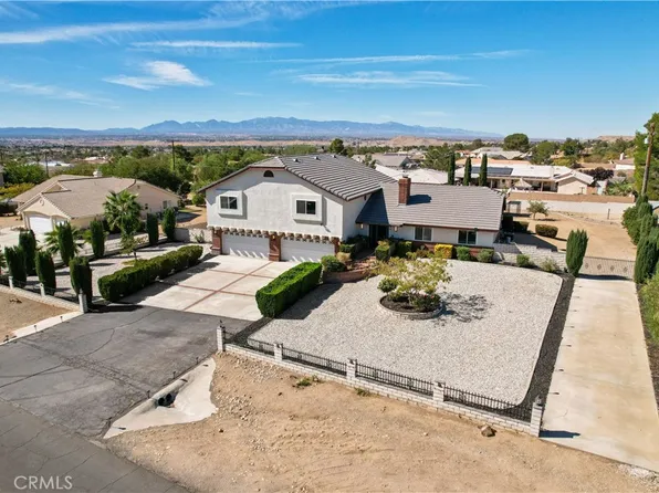16470 Wintun Rd, Apple Valley, CA 92307