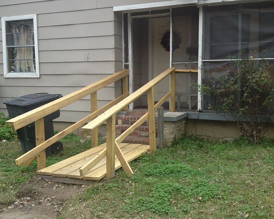 2nd image of 1405 Beech St