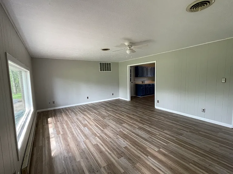 404 S Mayor Caliper Dr — Photo 11