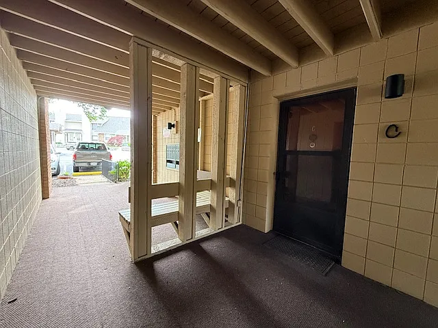 2 bed, 1103 sqft, $1,300 — Photo 2