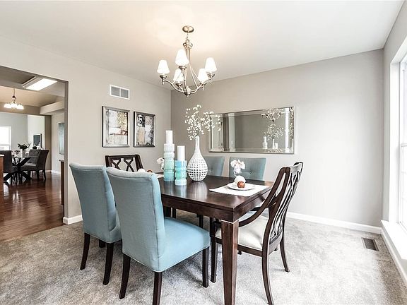 Formal dining off of kitchen