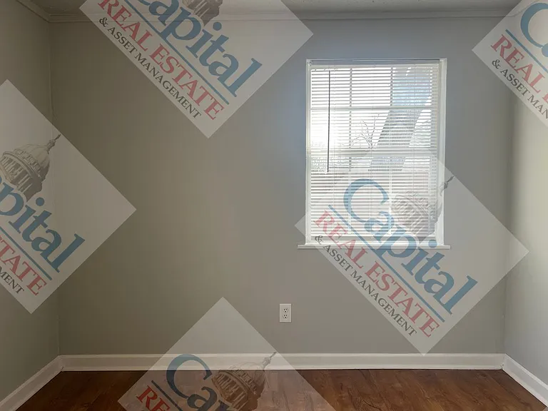 407 E Key Blvd — Photo 17