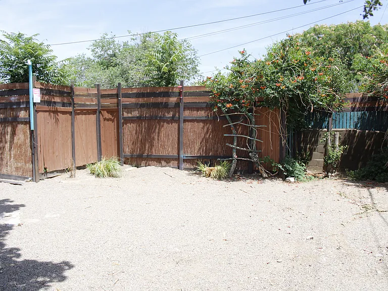 3 Bedroom Nob Hill Charmer - Updated w. Garage and Yard! — Photo 6