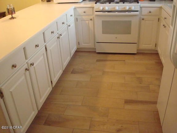 5th image of 128 Linda Marie Ln