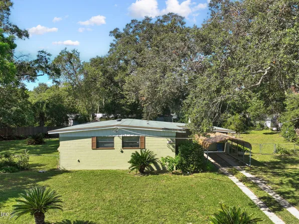 1526 ALETHA Court, Jacksonville, FL 32211