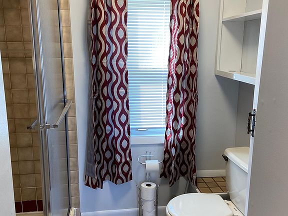 Upstairs bathroom