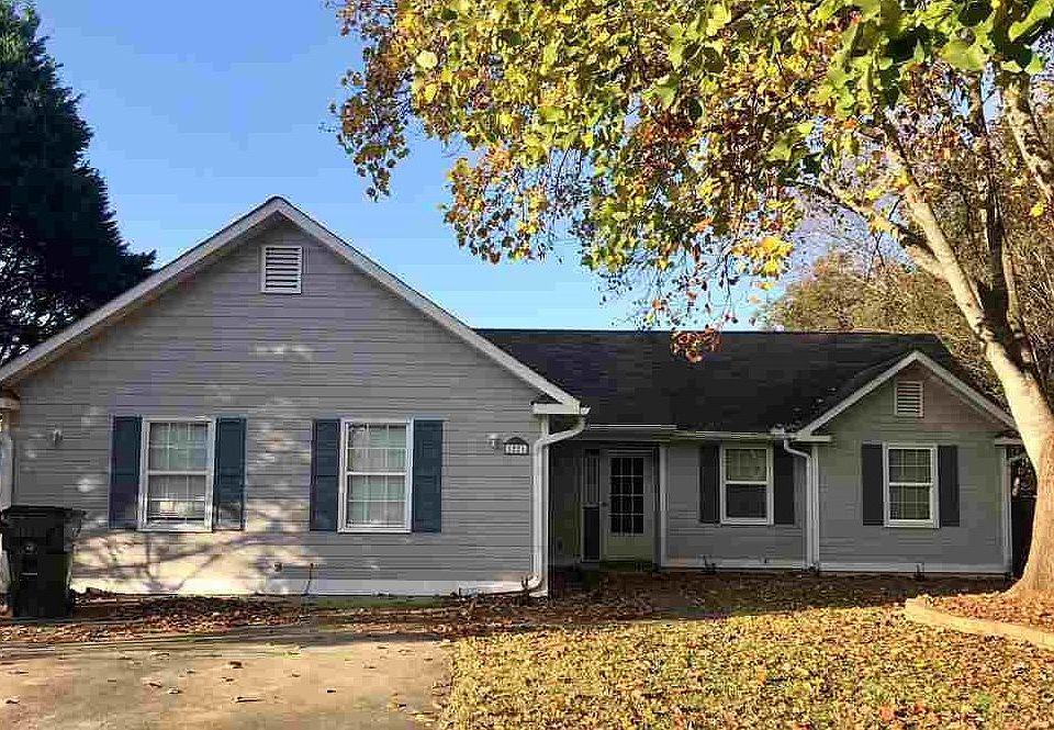 1st image of 1221 Candlwyck Dr