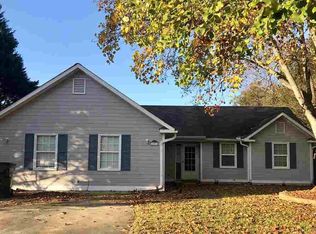 1221 Candlwyck Dr, Warner Robins, GA 31088