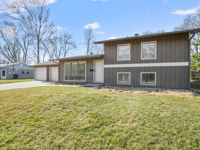 621 W William St, Delaware, OH, 43015