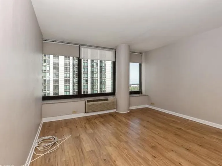155 N Harbor Dr #1607 — Photo 10