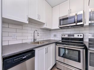 415 Michigan Street Apartments, Victoria, BC V8V 1R8